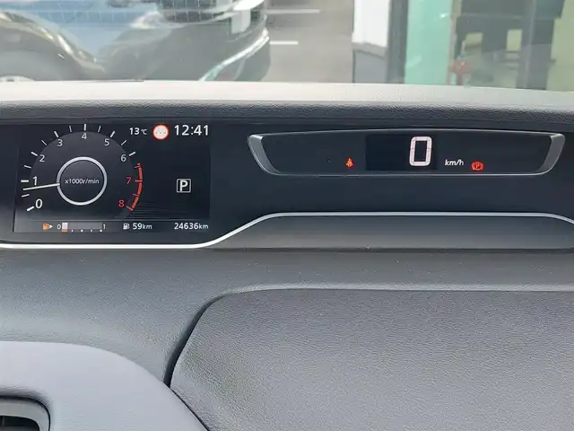 日産 セレナ ハイウェイスター V 東京都 2021(令3)年 2.5万km ブリリアントホワイトパール ALPINE11インチナビ(EX11NX)/【TV/DVD/CD/SD/radio/HDMI/BT/USB】/プロパイロット/バックカメラ/ETC/前後ドライブレコーダー/両側電動スライドドア/エマージェンシーブレーキ/ブラインドスポットモニター/ハンズフリーオートスライドドア/コーナーセンサー/LEDヘッドライト/フォグランプ/後席サンシェード/パーソナルテーブル/USBポート/純正16インチAW/プッシュスタート/スマートキー/スペアキー×１
