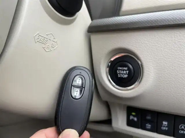 スズキ ラパン G 埼玉県 2021(令3)年 4.3万km フレンチミントPM /社外CD/Bluetooth/AUX/USB//シートヒーター//スマートキーx2//衝突軽減ブレーキ//車線逸脱警報//Wエアバッグ//ABS//横滑り防止装置//バックソナー//アイドリングSTOP//オートライト//プライバシーガラス//ドアバイザー//社外アルミホイール//新車時保証書//取扱説明書