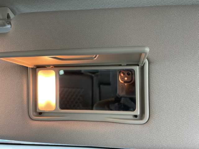 三菱 デリカＤ：５ P 道央・札幌 2023(令5)年 1万km アメジストブラック ・4WD　/e-Assist/・衝突被害軽減ブレーキ/・純正ナビ　CD/DVD/SD/USB/BT/・アラウンドビューモニター/・両側パワースライドドア/・パワーバックドア/・ブラインドスポットモニター/・レーダークルーズコントロール/・ステアリングスイッチ/ヒーター/・LEDオートライト/オートマチックハイビーム/・フォグランプ/・ETC/・レインセンサー/・電動格納ミラー/ウィンカーミラー/・スマートキー/スペアキー/・パドルシフト