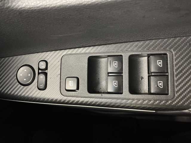 三菱 デリカＤ：５ P 道央・札幌 2023(令5)年 1万km アメジストブラック ・4WD　/e-Assist/・衝突被害軽減ブレーキ/・純正ナビ　CD/DVD/SD/USB/BT/・アラウンドビューモニター/・両側パワースライドドア/・パワーバックドア/・ブラインドスポットモニター/・レーダークルーズコントロール/・ステアリングスイッチ/ヒーター/・LEDオートライト/オートマチックハイビーム/・フォグランプ/・ETC/・レインセンサー/・電動格納ミラー/ウィンカーミラー/・スマートキー/スペアキー/・パドルシフト