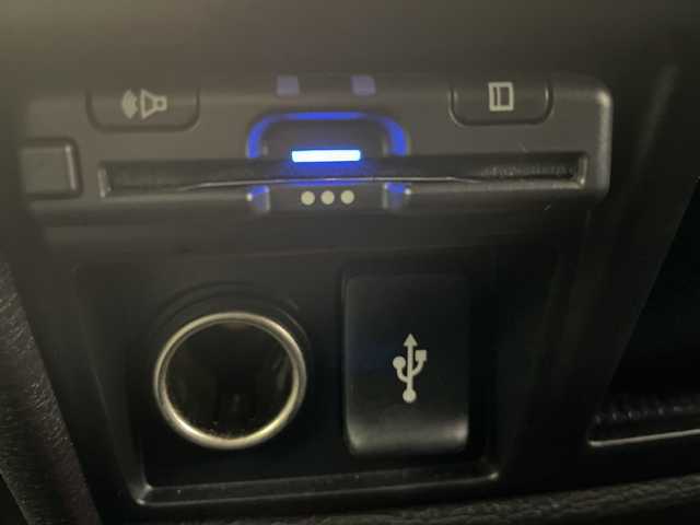 三菱 デリカＤ：５ P 道央・札幌 2023(令5)年 1万km アメジストブラック ・4WD　/e-Assist/・衝突被害軽減ブレーキ/・純正ナビ　CD/DVD/SD/USB/BT/・アラウンドビューモニター/・両側パワースライドドア/・パワーバックドア/・ブラインドスポットモニター/・レーダークルーズコントロール/・ステアリングスイッチ/ヒーター/・LEDオートライト/オートマチックハイビーム/・フォグランプ/・ETC/・レインセンサー/・電動格納ミラー/ウィンカーミラー/・スマートキー/スペアキー/・パドルシフト