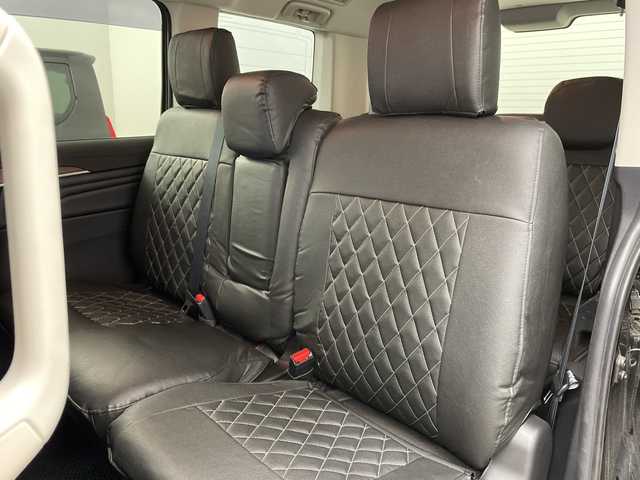 三菱 デリカＤ：５ P 道央・札幌 2023(令5)年 1万km アメジストブラック ・4WD　/e-Assist/・衝突被害軽減ブレーキ/・純正ナビ　CD/DVD/SD/USB/BT/・アラウンドビューモニター/・両側パワースライドドア/・パワーバックドア/・ブラインドスポットモニター/・レーダークルーズコントロール/・ステアリングスイッチ/ヒーター/・LEDオートライト/オートマチックハイビーム/・フォグランプ/・ETC/・レインセンサー/・電動格納ミラー/ウィンカーミラー/・スマートキー/スペアキー/・パドルシフト