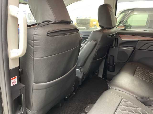 三菱 デリカＤ：５ P 道央・札幌 2023(令5)年 1万km アメジストブラック ・4WD　/e-Assist/・衝突被害軽減ブレーキ/・純正ナビ　CD/DVD/SD/USB/BT/・アラウンドビューモニター/・両側パワースライドドア/・パワーバックドア/・ブラインドスポットモニター/・レーダークルーズコントロール/・ステアリングスイッチ/ヒーター/・LEDオートライト/オートマチックハイビーム/・フォグランプ/・ETC/・レインセンサー/・電動格納ミラー/ウィンカーミラー/・スマートキー/スペアキー/・パドルシフト