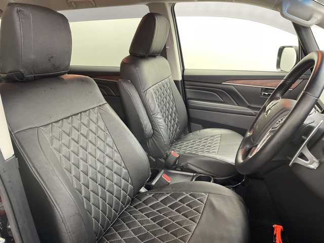 三菱 デリカＤ：５ P 道央・札幌 2023(令5)年 1万km アメジストブラック ・4WD　/e-Assist/・衝突被害軽減ブレーキ/・純正ナビ　CD/DVD/SD/USB/BT/・アラウンドビューモニター/・両側パワースライドドア/・パワーバックドア/・ブラインドスポットモニター/・レーダークルーズコントロール/・ステアリングスイッチ/ヒーター/・LEDオートライト/オートマチックハイビーム/・フォグランプ/・ETC/・レインセンサー/・電動格納ミラー/ウィンカーミラー/・スマートキー/スペアキー/・パドルシフト