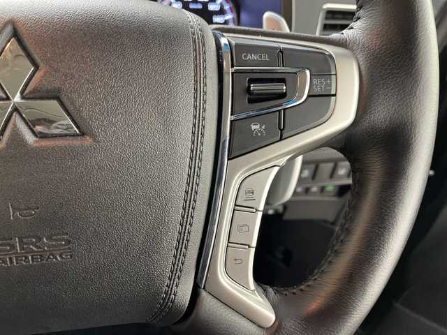 三菱 デリカＤ：５ P 道央・札幌 2023(令5)年 1万km アメジストブラック ・4WD　/e-Assist/・衝突被害軽減ブレーキ/・純正ナビ　CD/DVD/SD/USB/BT/・アラウンドビューモニター/・両側パワースライドドア/・パワーバックドア/・ブラインドスポットモニター/・レーダークルーズコントロール/・ステアリングスイッチ/ヒーター/・LEDオートライト/オートマチックハイビーム/・フォグランプ/・ETC/・レインセンサー/・電動格納ミラー/ウィンカーミラー/・スマートキー/スペアキー/・パドルシフト