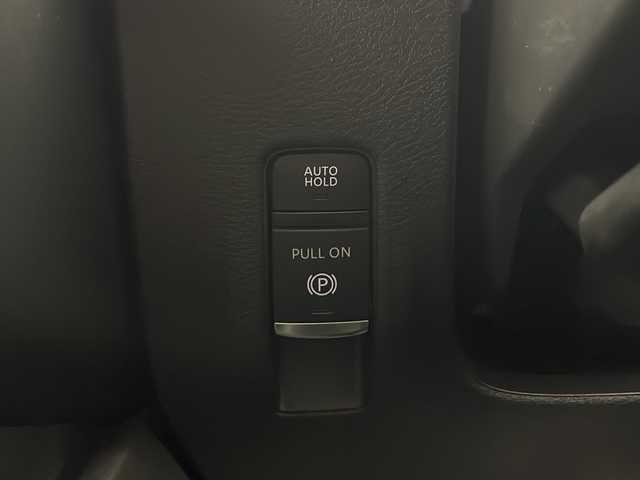 日産 セレナ ハイウェイスター V 秋田県 2023(令5)年 4.8万km ダイヤモンドブラック ４WD/Bluetooth/AM/FM/ビルトインETC/前席シートヒーター/後席シートヒーター/ステアリングヒーター/パドルシフト/両側パワースライドドア/純正AW/前後コーナーセンサー/アイドリングストップ/クルーズコントロール/オートマチックハイビーム/カーテンエアバック/サンシェード/HDMI入力端子/USB入力端子/スマートキー/スペアキー