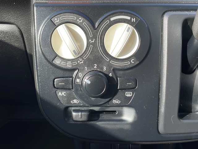 スズキ アルト L 道東・釧路十勝 2018(平30)年 5万km アーバンブラウンパールメタリック 4WD/純正オーディオ　/(AM/FM/ＣＤ再生)/前席シートヒーター　/デュアルセンサーブレーキサポート　/リモコンキー　/純正フロアマット　/社外１３インチアルミホイール/サマータイヤ積み込み/・145/65/R13/・社外アルミホイール/・溝4ミリ