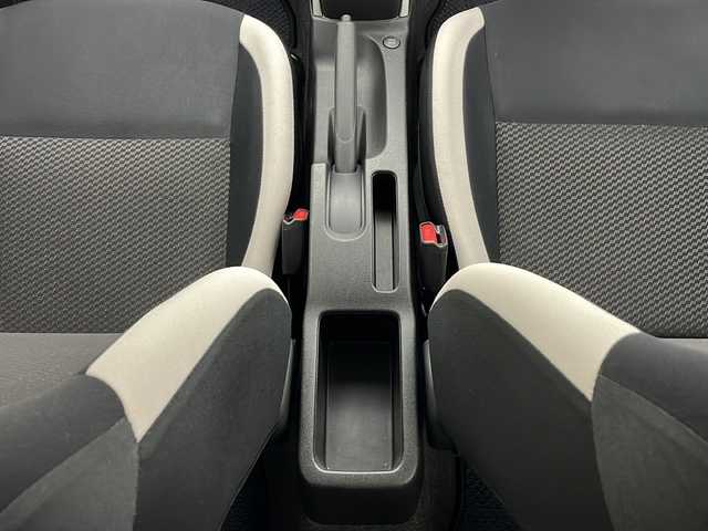 日産 ノート e－パワー X FOUR 秋田県 2020(令2)年 6.1万km ダークメタルグレー 4WD/KENWOODオーディオ　/CD/AM/AUX/衝突被害軽減ブレーキ　/レーンキープアシスト　/横滑り防止装置　/車両接近通報装置　/前後クリアランスソナー　/ETC　/スペアキー　/プッシュスタート　/フロアマット　/純正アルミホイールキャップ/ハロゲンライト/オートライト/電動格納ミラー