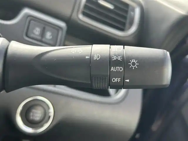 スズキ ソリオ バンディット Fリミテッド 和歌山県 2017(平29)年 3.5万km オフブルーM 社外8インチナビ（AVIC－RL90D）/バックカメラ/フルセグTV/衝突軽減ブレーキ/クルーズコントロール/レーンキープアシスト/オートライト/両側パワスラ/ビルトインETC/シートヒーター/レーダー探知機/LEDヘッドライト/フォグランプ/後席サンシェード