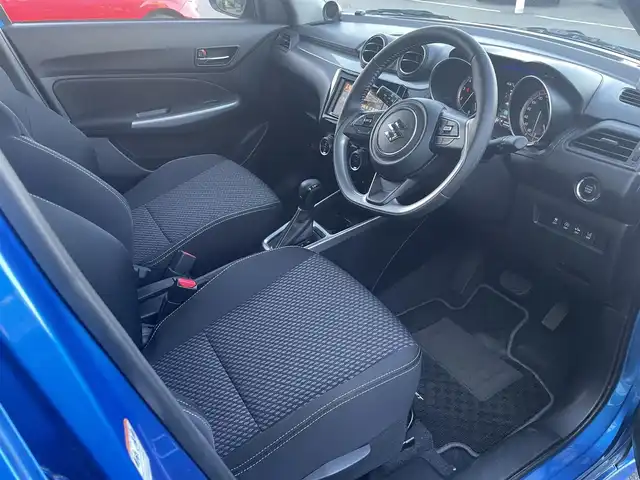 スズキ スイフト HYBRID RS 東京都 2017(平29)年 2.6万km スピーディーブルーM ワンオーナー/ダイヤトーンナビ/フルセグテレビ/ETC/DVD/CD/バックカメラ/LEDヘッドライト/セーフティパッケージ/シートヒーター/純正アルミホイール/デュアルセンサーブレーキサポート/スマートキー/スペアキー/純正フロアマット/レーダークルーズコントロール