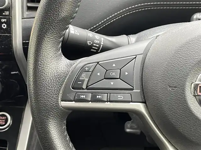 日産 セレナ ハイウェイスターVセレクションⅡ 群馬県 2019(平31)年 7.3万km ブリリアントホワイトパール 2トーン ワンオーナー/プロパイロット/インテリジェントパーキングアシスト/純正9型ナビ/純正フリップダウンモニター/フルセグTV/Bluetooth/CD/DVD/Blu-ray/純正ドライブレコーダー/アラウンドビューモニター/ビルトインETC/両側パワースライドドア/ハンズフリースライドドア/レーダークルーズコントロール/LEDヘッドライト/オートライト/ステアリングスイッチ/横滑り防止装置/前後コーナーセンサー/衝突軽減ブレーキ/レーンキープアシスト/W/サイド/カーテンエアバック/保証書/取扱説明書