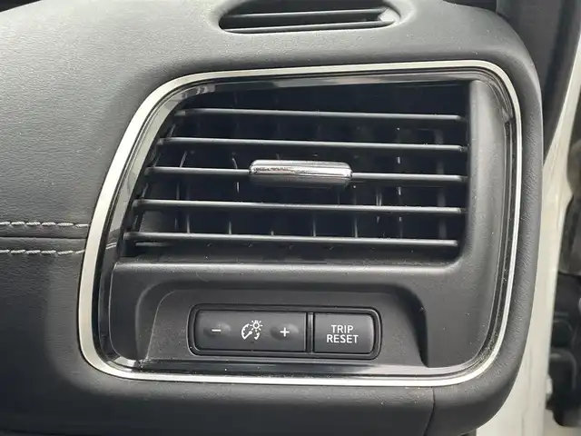 日産 セレナ ハイウェイスターVセレクションⅡ 群馬県 2019(平31)年 7.3万km ブリリアントホワイトパール 2トーン ワンオーナー/プロパイロット/インテリジェントパーキングアシスト/純正9型ナビ/純正フリップダウンモニター/フルセグTV/Bluetooth/CD/DVD/Blu-ray/純正ドライブレコーダー/アラウンドビューモニター/ビルトインETC/両側パワースライドドア/ハンズフリースライドドア/レーダークルーズコントロール/LEDヘッドライト/オートライト/ステアリングスイッチ/横滑り防止装置/前後コーナーセンサー/衝突軽減ブレーキ/レーンキープアシスト/W/サイド/カーテンエアバック/保証書/取扱説明書