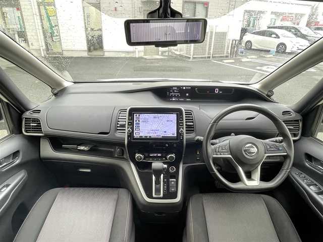 日産 セレナ ハイウェイスターVセレクションⅡ 群馬県 2019(平31)年 7.3万km ブリリアントホワイトパール 2トーン ワンオーナー/プロパイロット/インテリジェントパーキングアシスト/純正9型ナビ/純正フリップダウンモニター/フルセグTV/Bluetooth/CD/DVD/Blu-ray/純正ドライブレコーダー/アラウンドビューモニター/ビルトインETC/両側パワースライドドア/ハンズフリースライドドア/レーダークルーズコントロール/LEDヘッドライト/オートライト/ステアリングスイッチ/横滑り防止装置/前後コーナーセンサー/衝突軽減ブレーキ/レーンキープアシスト/W/サイド/カーテンエアバック/保証書/取扱説明書