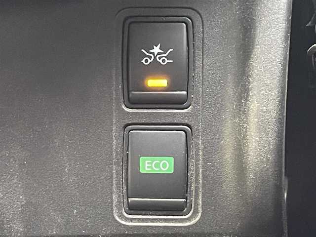 日産 セレナ ハイウェイスターVセレクションⅡ 群馬県 2019(平31)年 7.3万km ブリリアントホワイトパール 2トーン ワンオーナー/プロパイロット/インテリジェントパーキングアシスト/純正9型ナビ/純正フリップダウンモニター/フルセグTV/Bluetooth/CD/DVD/Blu-ray/純正ドライブレコーダー/アラウンドビューモニター/ビルトインETC/両側パワースライドドア/ハンズフリースライドドア/レーダークルーズコントロール/LEDヘッドライト/オートライト/ステアリングスイッチ/横滑り防止装置/前後コーナーセンサー/衝突軽減ブレーキ/レーンキープアシスト/W/サイド/カーテンエアバック/保証書/取扱説明書