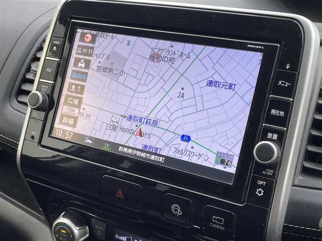 日産 セレナ ハイウェイスターVセレクションⅡ 群馬県 2019(平31)年 7.3万km ブリリアントホワイトパール 2トーン ワンオーナー/プロパイロット/インテリジェントパーキングアシスト/純正9型ナビ/純正フリップダウンモニター/フルセグTV/Bluetooth/CD/DVD/Blu-ray/純正ドライブレコーダー/アラウンドビューモニター/ビルトインETC/両側パワースライドドア/ハンズフリースライドドア/レーダークルーズコントロール/LEDヘッドライト/オートライト/ステアリングスイッチ/横滑り防止装置/前後コーナーセンサー/衝突軽減ブレーキ/レーンキープアシスト/W/サイド/カーテンエアバック/保証書/取扱説明書