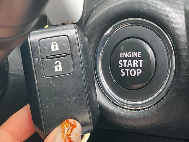 マツダ フレア クロスオーバー ハイブリッド XS 富山県 2020(令2)年 10.1万km クールカーキパールメタリック ４ＷＤ/デュアルカメラブレーキサポート/純正SDナビ/フルセグＴＶ／Ｂｌｕｅｔｏｏｔｈ/リアパーキングセンサー/レーンキープアシスト/ビルトインＥＴＣ/ステアリングスイッチ/オートライト/ＬＥＤヘッドライト/シートヒーター/純正AW15インチ/純正フロアマット/ドアバイザー/横滑り防止装置/Wエアバック/カーテンエアバック/スマートキー2本/保証書有