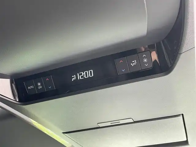 トヨタ アルファード Z 青森県 2024(令6)年 1.2万km プラチナホワイトパールマイカ 純正メーカーオプションナビ/パノラマビューモニター/純正フリップダウンモニター/両側パワースライドドア/エンジンスターター/デジタルインナーミラー/4WD/HDMI/黒革シート/ダブルガラスルーフ/前後コーナーセンサー/LEDヘッドライト/前後ドライブレコーダー(TZ-DR210)/フルセグTV/Bluetooth/純正ビルトインETC2.0/レーダークルーズコントロール/純正フロアマット/純正ドアバイザー/メモリーパワーシート