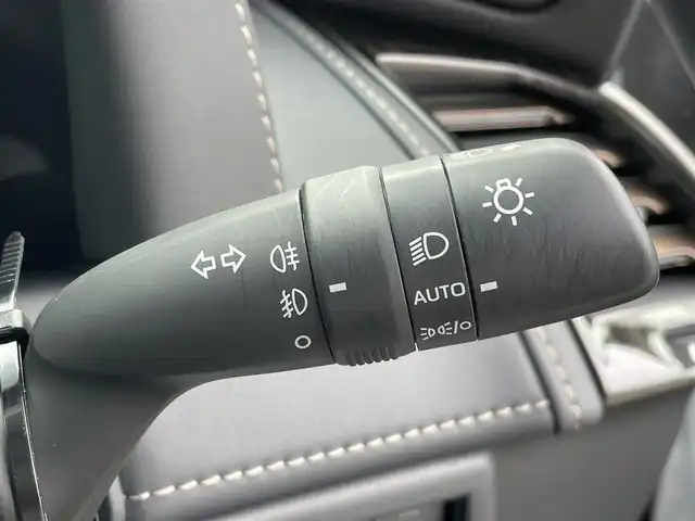 トヨタ アルファード Z 青森県 2024(令6)年 1.2万km プラチナホワイトパールマイカ 純正メーカーオプションナビ/パノラマビューモニター/純正フリップダウンモニター/両側パワースライドドア/エンジンスターター/デジタルインナーミラー/4WD/HDMI/黒革シート/ダブルガラスルーフ/前後コーナーセンサー/LEDヘッドライト/前後ドライブレコーダー(TZ-DR210)/フルセグTV/Bluetooth/純正ビルトインETC2.0/レーダークルーズコントロール/純正フロアマット/純正ドアバイザー/メモリーパワーシート
