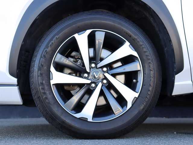 レクサス ＮＸ 300h バージョンL 静岡県 2019(平31)年 4.5万km ソニッククォーツ 赤革/純正ナビ/フルセグTV/サンルーフ/360°カメラ/HUD/ACC/BSM/LKA/衝突軽減ブレーキ/全席シートヒーター/前席ベンチレーション/パドルシフト