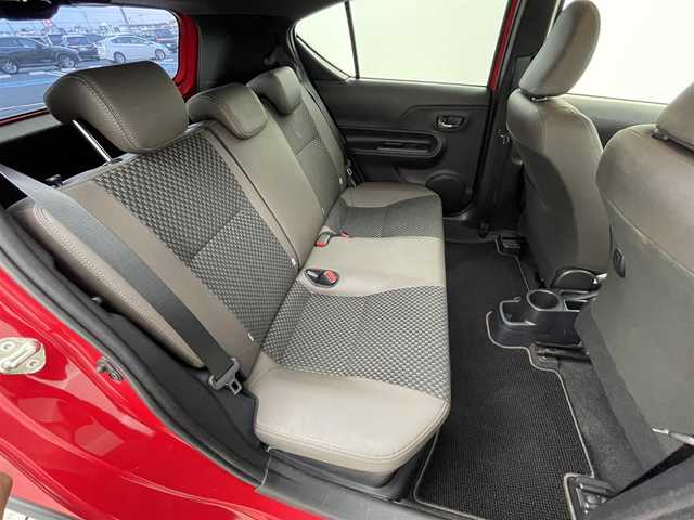 トヨタ アクア クロスオーバー グラム 群馬県 2020(令2)年 3.6万km スーパーレッドⅤ 純正７インチナビ　Ｂｌｕｅｔｏｏｔｈ　バックカメラ　プリクラッシュセーフティ　車線逸脱　シートヒーター　オートマチックハイビーム　クリアランスソナー　ＬＥＤヘッドライト　ドライブレコーダー　ＥＴＣ