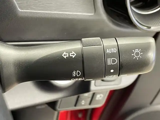 トヨタ アクア クロスオーバー グラム 群馬県 2020(令2)年 3.6万km スーパーレッドⅤ 純正７インチナビ　Ｂｌｕｅｔｏｏｔｈ　バックカメラ　プリクラッシュセーフティ　車線逸脱　シートヒーター　オートマチックハイビーム　クリアランスソナー　ＬＥＤヘッドライト　ドライブレコーダー　ＥＴＣ