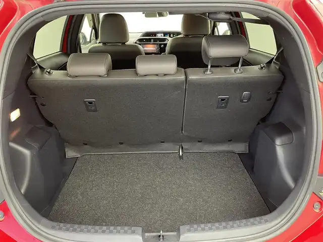 トヨタ アクア クロスオーバー グラム 群馬県 2020(令2)年 3.6万km スーパーレッドⅤ 純正７インチナビ　Ｂｌｕｅｔｏｏｔｈ　バックカメラ　プリクラッシュセーフティ　車線逸脱　シートヒーター　オートマチックハイビーム　クリアランスソナー　ＬＥＤヘッドライト　ドライブレコーダー　ＥＴＣ