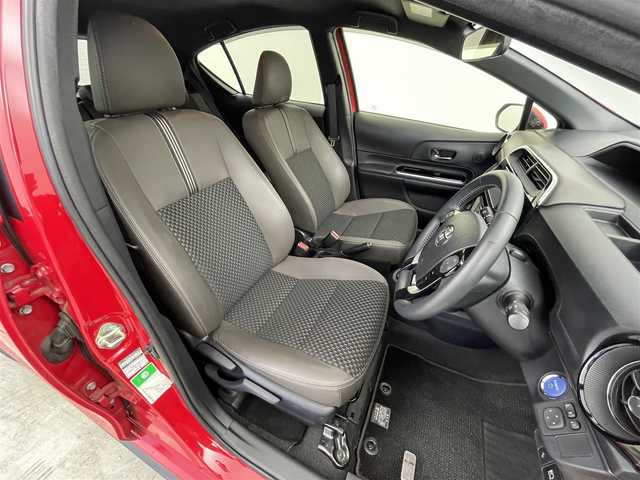 トヨタ アクア クロスオーバー グラム 群馬県 2020(令2)年 3.6万km スーパーレッドⅤ 純正７インチナビ　Ｂｌｕｅｔｏｏｔｈ　バックカメラ　プリクラッシュセーフティ　車線逸脱　シートヒーター　オートマチックハイビーム　クリアランスソナー　ＬＥＤヘッドライト　ドライブレコーダー　ＥＴＣ