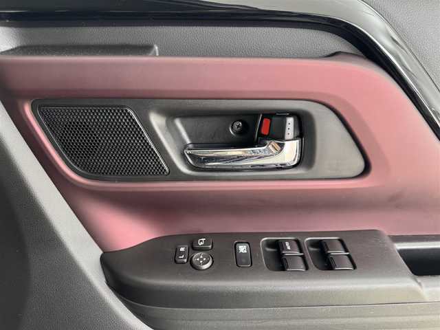 スズキ スペーシア カスタム HYBRID XS ターボ 愛知県 2024(令6)年 1.9万km ブルーイッシュブラックパール3 純正ナビ/全方位カメラ/フルセグTV/USBポート/ステアリングリモコン/パドルシフト/ステアリングヒーター/シートヒーター（前席）/ハーフレザーシート/オットマンシート/両側パワースライドドア/純正ドアバイザー/ロールサンシェード/純正15インチアルミホイール/デュアルカメラブレーキサポート/アダクティブクルーズコントロール/誤発信抑制機能/レーンキープアシスト/スマートキー/HUD/プッシュスタート