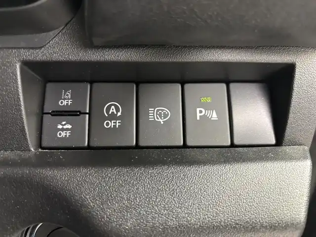 スズキ ジムニー シエラ JC 埼玉県 2024(令6)年 1.3万km ミディアムグレー ４WD/デュアルセンサーブレーキサポート/レーダークルーズコントロール/レーンキープアシスト/横滑り防止装置/盗難防止装置/ダウンヒルアシストコントロール/コーナーセンサー/衝突軽減システム/オートライト/LEDヘッドライト/純正15インチアルミホイール/ETC/プッシュスタート/スマートキー