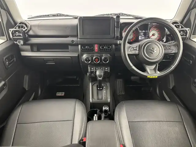 スズキ ジムニー シエラ JC 埼玉県 2024(令6)年 1.3万km ミディアムグレー ４WD/デュアルセンサーブレーキサポート/レーダークルーズコントロール/レーンキープアシスト/横滑り防止装置/盗難防止装置/ダウンヒルアシストコントロール/コーナーセンサー/衝突軽減システム/オートライト/LEDヘッドライト/純正15インチアルミホイール/ETC/プッシュスタート/スマートキー