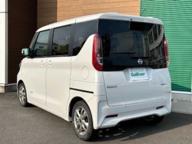 日産 ルークス X 静岡県 2022(令4)年 3.2万km ホワイトパール ハンズフリーオートスライドドア/コーナーセンサー/ビルトインETC/プッシュスタート/横滑り防止装置/アイドリングストップ/ステアリングスイッチ/オートライト/ヘッドライトレベライザー