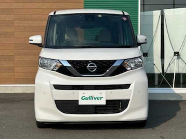 日産 ルークス X 静岡県 2022(令4)年 3.2万km ホワイトパール ハンズフリーオートスライドドア/コーナーセンサー/ビルトインETC/プッシュスタート/横滑り防止装置/アイドリングストップ/ステアリングスイッチ/オートライト/ヘッドライトレベライザー