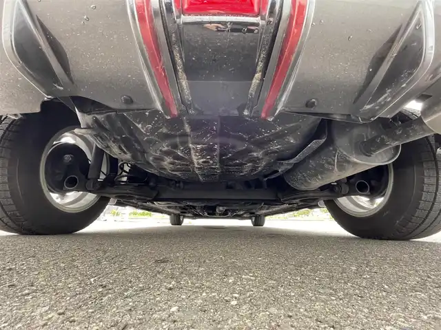 日産 ノート e－パワー ニスモ 岩手県 2017(平29)年 6.1万km スーパーブラック ワンオーナー/純正ナビ/AM/FM/CD/Bluetooth/フルセグTV/純正オーディオ/バックカメラ/アラウンドビューモニター/デジタルインナーミラー/ETC/衝突被害軽減ブレーキ/レーンキープアシスト/横滑り防止装置/オートライト/LED/HIDヘッドライト/フォグランプ/スマートキー/プッシュスタート/電動格納ミラー/純正15インチAW/純正フロアマット/純正ドアバイザー/保証書/取扱説明書