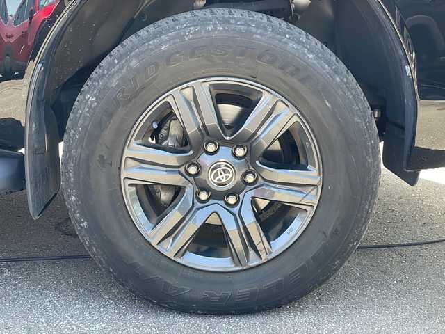 トヨタ ハイラックス Z 道北・旭川 2021(令3)年 2.4万km 黒 ・4WD/・ワンオーナー/・禁煙/・純正ナビ/BT/CD/SD/AUX/フルセグ/・純正ベッドライナー/・LDA/・PCS/・RSA/・ACC/・先行車発進告知お知らせ/・ダウンヒルアシスト/・パワーシート/・ETC/・LEDヘッドライト/・フォグランプ/・リアフォグランプ/・スマートキー2本/・メッキドアミラー/・保証書/・取扱説明書