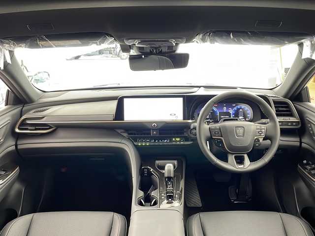 トヨタ クラウン エステート Z 兵庫県 2025(令7)年 0.1千km グレーⅡ ・登録済未使用車/・Toyota　Safety　Sense/・プリクラッシュセーフティ/・レーンチェンジアシスト/・レーントレーシングアシスト/・レーンディパチャーアラート/・レーダークルーズコントロール/・アダプティブハイビームアシスト/・ロードサインアシスト/・ブラインドスポットモニター/・トヨタチームメイト/・12.3インチディスプレイオーディオplus/フルセグ/USB/Apple CarPlay/Android Auto/・トヨタプレミアムサウンドシステム/・パノラミックビューモニター/・ビルトインETC2.0/・本革シート/・左右パワーシート/・左右シートヒーター/・左右エアシート/・ハンズフリーパワーバックドア/・カラードヘッドアップディスプレイ/・デジタルインナーミラー/・ドライブレコーダー（前後）/・ルーフレール/・おくだけ充電/・イルミネーテッドエントリーシステム/・スマートキー/・LEDライト