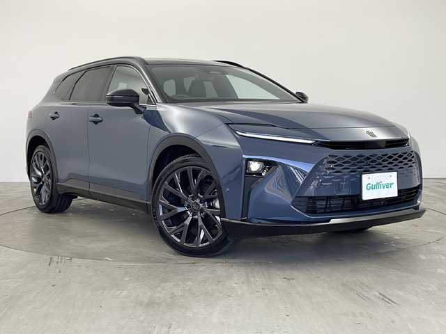 トヨタ クラウン エステート Z 兵庫県 2025(令7)年 0.1千km グレーⅡ ・登録済未使用車/・Toyota　Safety　Sense/・プリクラッシュセーフティ/・レーンチェンジアシスト/・レーントレーシングアシスト/・レーンディパチャーアラート/・レーダークルーズコントロール/・アダプティブハイビームアシスト/・ロードサインアシスト/・ブラインドスポットモニター/・トヨタチームメイト/・12.3インチディスプレイオーディオplus/フルセグ/USB/Apple CarPlay/Android Auto/・トヨタプレミアムサウンドシステム/・パノラミックビューモニター/・ビルトインETC2.0/・本革シート/・左右パワーシート/・左右シートヒーター/・左右エアシート/・ハンズフリーパワーバックドア/・カラードヘッドアップディスプレイ/・デジタルインナーミラー/・ドライブレコーダー（前後）/・ルーフレール/・おくだけ充電/・イルミネーテッドエントリーシステム/・スマートキー/・LEDライト