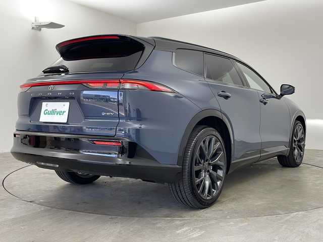 トヨタ クラウン エステート Z 兵庫県 2025(令7)年 0.1千km グレーⅡ ・登録済未使用車/・Toyota　Safety　Sense/・プリクラッシュセーフティ/・レーンチェンジアシスト/・レーントレーシングアシスト/・レーンディパチャーアラート/・レーダークルーズコントロール/・アダプティブハイビームアシスト/・ロードサインアシスト/・ブラインドスポットモニター/・トヨタチームメイト/・12.3インチディスプレイオーディオplus/フルセグ/USB/Apple CarPlay/Android Auto/・トヨタプレミアムサウンドシステム/・パノラミックビューモニター/・ビルトインETC2.0/・本革シート/・左右パワーシート/・左右シートヒーター/・左右エアシート/・ハンズフリーパワーバックドア/・カラードヘッドアップディスプレイ/・デジタルインナーミラー/・ドライブレコーダー（前後）/・ルーフレール/・おくだけ充電/・イルミネーテッドエントリーシステム/・スマートキー/・LEDライト