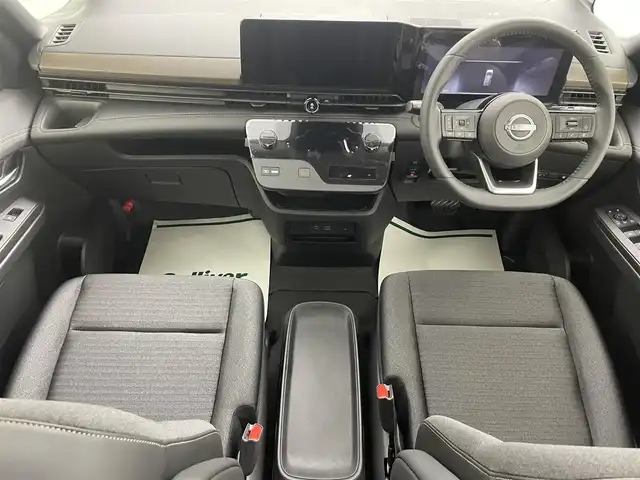 日産 セレナ e－パワー ハイウェイスター V 埼玉県 2025(令7)年 0.1千km ブリリアントホワイトパール プロパイロット　純正１２．３インチナビ　アラウンドビューモニター デジタルインナーミラー ブラインドスポットモニター 両側パワースライドドア 衝突軽減システム スペアキー 置くだけ充電 ETC
