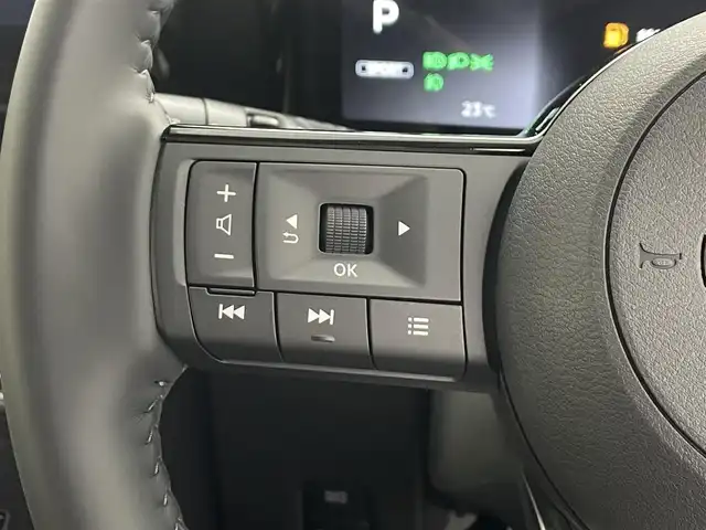 日産 セレナ e－パワー ハイウェイスター V 埼玉県 2025(令7)年 0.1千km ブリリアントホワイトパール プロパイロット　純正１２．３インチナビ　アラウンドビューモニター デジタルインナーミラー ブラインドスポットモニター 両側パワースライドドア 衝突軽減システム スペアキー 置くだけ充電 ETC