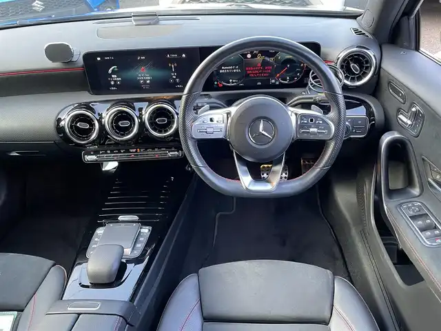 メルセデス・ベンツ Ｍ・ベンツ Ａ２００ｄ AMGライン 大分県 2021(令3)年 4.6万km コスモスブラック ハーフレザーシート/メーカーOPナビ 【フルセグ/BTオーディオ/USB】/バックカメラ/純正18インチアルミホイール/レーダークルーズコントロール/レーンキープアシスト/アクティブブレーキアシスト/道路標識アシスト/アテンションアシスト/ブラインドスポットモニター/レーンチェンジアシスト/電動パーキングブレーキ/クリアランスソナー/ドライブレコーダー/充電用CタイプUSBソケット/前席シートヒーター/前席パワーシート/LEDヘッドライト/リアフォグランプ/オートライト/ウインカーミラー/レザーステアリング/チルトステアリング/エンジンプッシュスタート/アイドリングストップ/リアプライバシーガラス/フロアマット/電動格納ミラー/サイド＆Wエアバッグ/ABS/スマートキー×2/保証書/車両取説