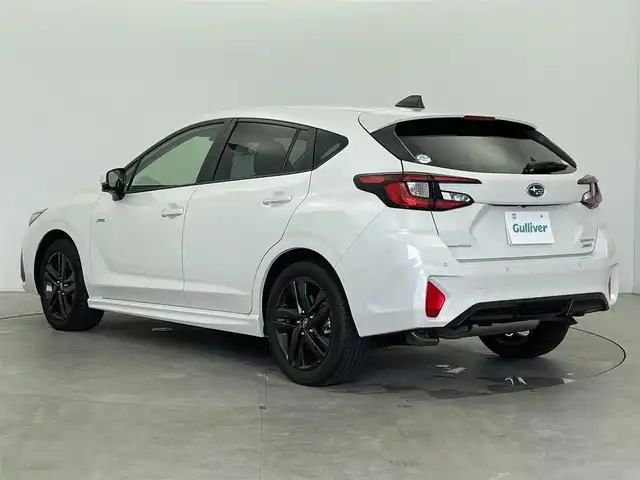 スバル インプレッサ ST－G 富山県 2023(令5)年 0.6万km クリスタルホワイトP 純正ナビ/フルセグTV/Bluetooth/バックカメラ/ETC/LEDオートライト/シートヒーター/ステアリングヒーター/レーダークルーズコントロール/パドルシフト/コーナーセンサー/プッシュスタート/スマートキー/スペアキー/フロアマット/衝突被害軽減システム/レーンキープアシスト