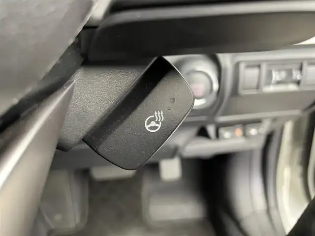 スバル インプレッサ ST－G 富山県 2023(令5)年 0.6万km クリスタルホワイトP 純正ナビ/フルセグTV/Bluetooth/バックカメラ/ETC/LEDオートライト/シートヒーター/ステアリングヒーター/レーダークルーズコントロール/パドルシフト/コーナーセンサー/プッシュスタート/スマートキー/スペアキー/フロアマット/衝突被害軽減システム/レーンキープアシスト