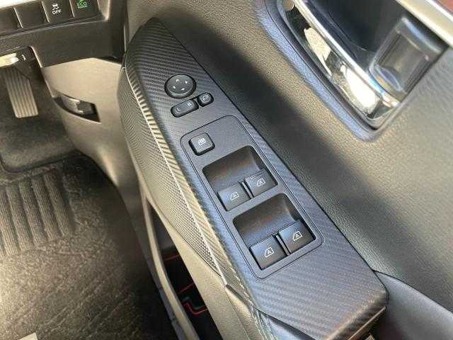 三菱 デリカＤ：５ P 岩手県 2019(令1)年 3.5万km ウォームホワイトパール 純正ナビ　フルセグＴＶ／ＣＤ／ＤＶＤ／Ｂｌｕｅｔｏｏｔｈ　/全方位カメラ　/ＸＴＲＥＭＥ－Ｊ　ＡＷ　/ＪＡＯＳマフラー＆マッドフラップ　/純正フリップダウンモニター　/リアウィンドー＆ミラー　ゴーストフィルム/autoflags　電動サイドステップ/グリル塗装/LADDER FRAME　バグガード/バックドア　スカッフプロテクター/純正エンジンスターター/BSM/スタッドレスタイヤ/両側パワースライド/前席シートヒーター/レーダークルーズコントロール