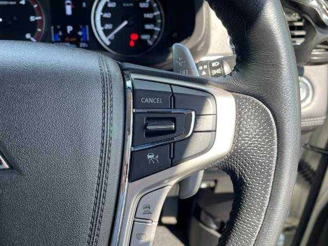 三菱 デリカＤ：５ P 岩手県 2019(令1)年 3.5万km ウォームホワイトパール 純正ナビ　フルセグＴＶ／ＣＤ／ＤＶＤ／Ｂｌｕｅｔｏｏｔｈ　/全方位カメラ　/ＸＴＲＥＭＥ－Ｊ　ＡＷ　/ＪＡＯＳマフラー＆マッドフラップ　/純正フリップダウンモニター　/リアウィンドー＆ミラー　ゴーストフィルム/autoflags　電動サイドステップ/グリル塗装/LADDER FRAME　バグガード/バックドア　スカッフプロテクター/純正エンジンスターター/BSM/スタッドレスタイヤ/両側パワースライド/前席シートヒーター/レーダークルーズコントロール