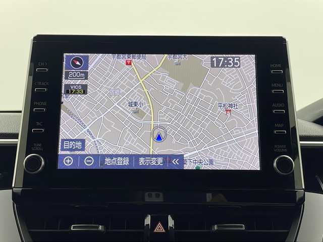 トヨタ カローラ クロス ハイブリッド Z 栃木県 2021(令3)年 2万km ダークブルーマイカM ９型純正ディスプレイオーディオ/　　ナビ/Bluetooth/AM/FM/フルセグTV/バックカメラ/ビルトインETC/トヨタセーフティセンス/・プリクラッシュセーフティ/・レーントレーシングアシスト/・レーンディパーチャーアラート/・ロードサインアシスト/・レーダークルーズコントロール/・オートマチックハイビーム/・先行車発進アラーム/パーキングサポートブレーキ/ブラインド・スポット・モニター/リア・クロス・トラフィック・アラート/純正ドライブレコーダー/パワーバックドア/ハーフレザーシート/運転席パワーシート/前席シートヒーター/純正１８インチAW/純正ドアバイザー/オートライト/LEDヘッドライト/LEDフォグ/電子パーキング/ブレーキホールド/プッシュスタート/スマートキー/スペア１本