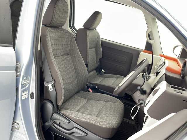 トヨタ ポルテ X 沖縄県 2013(平25)年 4.5万km ライトブルーマイカメタリック 社外メモリーナビ(AVN133MRC)/（ＣＤ　ＡＵＸ　ＦＭ　ＡＭ）/前後ドライブレコーダー/片側パワースライドドア/リモコンキー/電動格納ミラー/パワーウィンドウ/パワーステアリング/ドアバイザー/純正フロアマット
