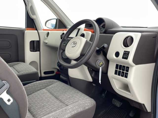 トヨタ ポルテ X 沖縄県 2013(平25)年 4.5万km ライトブルーマイカメタリック 社外メモリーナビ(AVN133MRC)/（ＣＤ　ＡＵＸ　ＦＭ　ＡＭ）/前後ドライブレコーダー/片側パワースライドドア/リモコンキー/電動格納ミラー/パワーウィンドウ/パワーステアリング/ドアバイザー/純正フロアマット