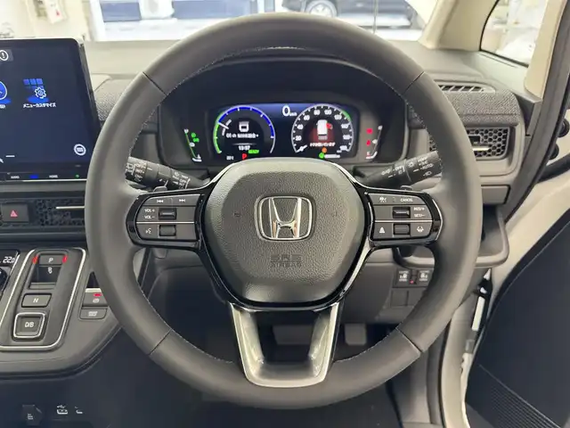 ホンダ ステップワゴン eHEV エアー EX 滋賀県 2025(令7)年 0.1千km プラチナホワイトパール 登録済未使用車/11.4インチ純正メモリーナビ/【Bluetooth/CD/DVD/USB/フルセグ】/バックカメラ/シートヒーター/2列目オットマン/両側パワースライドドア/パワーリアゲート/前後ソナー/ホンダセンシング/追従クルーズコントロール/BSM/電子パーキングブレーキ/オートホールド/LEDヘッドライト/オートハイビーム/MTモード付AT/純正16AW/WAC