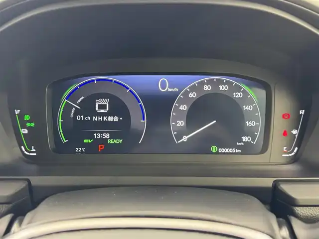 ホンダ ステップワゴン eHEV エアー EX 滋賀県 2025(令7)年 0.1千km プラチナホワイトパール 登録済未使用車/11.4インチ純正メモリーナビ/【Bluetooth/CD/DVD/USB/フルセグ】/バックカメラ/シートヒーター/2列目オットマン/両側パワースライドドア/パワーリアゲート/前後ソナー/ホンダセンシング/追従クルーズコントロール/BSM/電子パーキングブレーキ/オートホールド/LEDヘッドライト/オートハイビーム/MTモード付AT/純正16AW/WAC