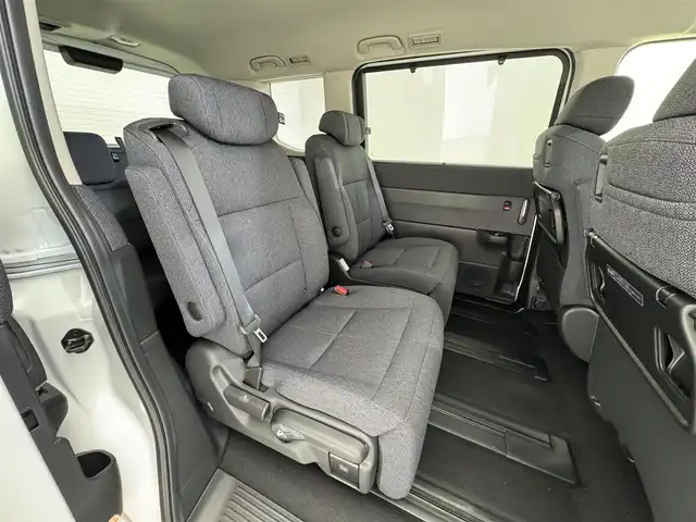 ホンダ ステップワゴン eHEV エアー EX 滋賀県 2025(令7)年 0.1千km プラチナホワイトパール 登録済未使用車/11.4インチ純正メモリーナビ/【Bluetooth/CD/DVD/USB/フルセグ】/バックカメラ/シートヒーター/2列目オットマン/両側パワースライドドア/パワーリアゲート/前後ソナー/ホンダセンシング/追従クルーズコントロール/BSM/電子パーキングブレーキ/オートホールド/LEDヘッドライト/オートハイビーム/MTモード付AT/純正16AW/WAC